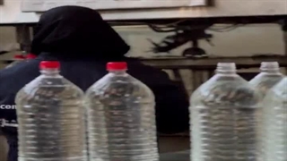 شرکت پیشتاز کمپانی بزرگترین تولیدکننده آب رادیاتور،آب مقطر،شیشه شور و اسیدشارژ