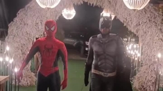 تنپوش عروسکی با تشریفات شاینی۰۹۱۰۳۷۹۹۴۶