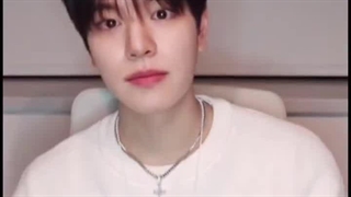 از دلایلی که سونگمین از لینو جذاب تره به گفته خودش کپشن