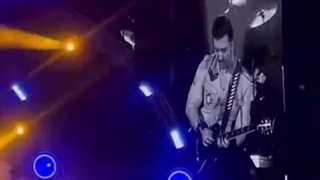 تکنوازی گیتار الکتریک (آرین نایینی) آهنگ شبهای مافیا ،کنسرت ۱۹ دی کاوه (آفاق) سالن میلاد نمایشگاه