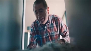 Man vs. Bee 2022 انسان در برابر زنبور دوبله پارسی