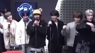 این قسمت میم زیرو بیس وان فقط جی وونگ: خنده: