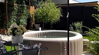 جکوزی بادی چهار نفره لوکس اینتکس