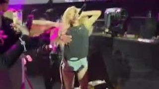 بخشی از کنسرت Rose