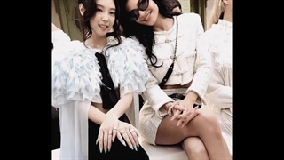 میس کیم برای فشن شوی CHANEL Haute Couture پاریس.