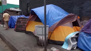 لس آنجلس در بحران: چگونه ثروتمندان طبقه متوسط ​​را مجبور به بی خانمانی می کنند!