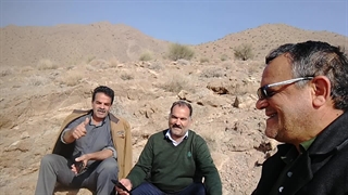 دوست خوبم زنده یاد مجید طالعی در تپه های کوشک شهرستان بافق