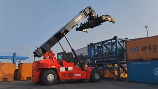 فروش ریچ استاکر 45 تن سوکما- آسان ماشین آلامتو