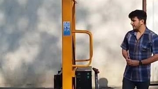 استاکر برقی خودکششی لیفتراک برقی