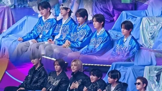 ریکشن گروه های Boy next door , Riize, Tws به موزیک ویدئو های 2016