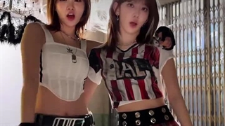 تیک تاک Le sserafim