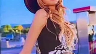 عکس های منتشر از لیسا در تور(⁠ ⁠◜⁠‿⁠◝⁠ ⁠)⁠♡⁩