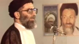 در این ساعت‌ها، روضه‌ی #عصر_عاشورا را از زبان آیت‌الله خامنه‌ای بشنوید